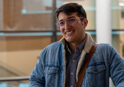 Headshot of student Luis Toro